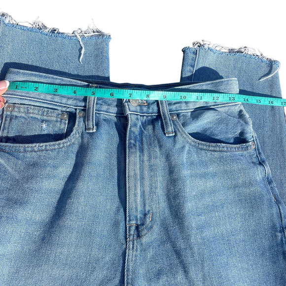 Madewell Distressed Momjean  Blue Jeans - Size 25 - Picture 8 of 16